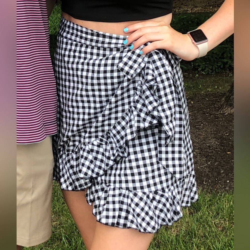 Gingham ruffle skirt